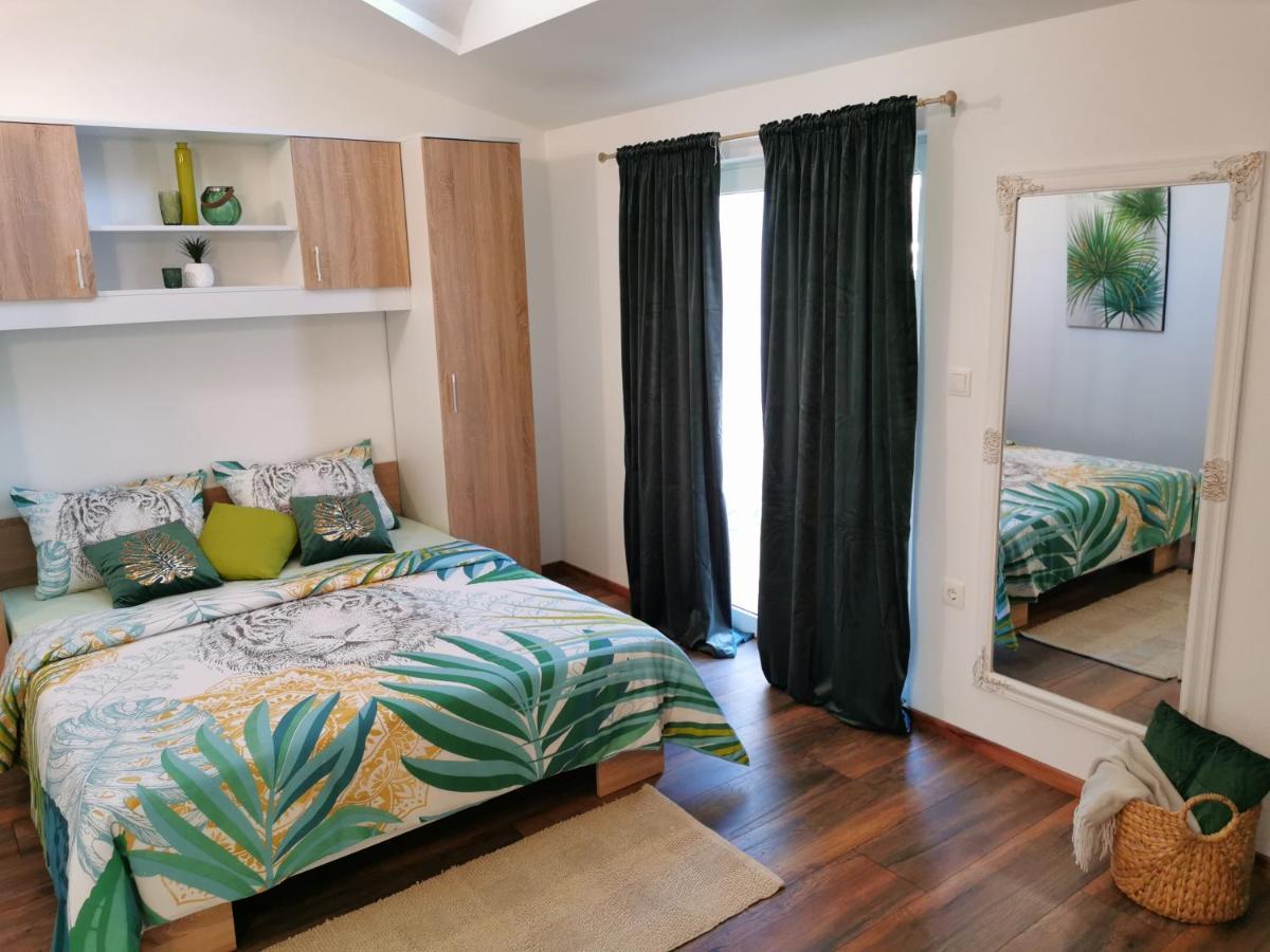 Apartments Deak Makarska Zewnętrze zdjęcie