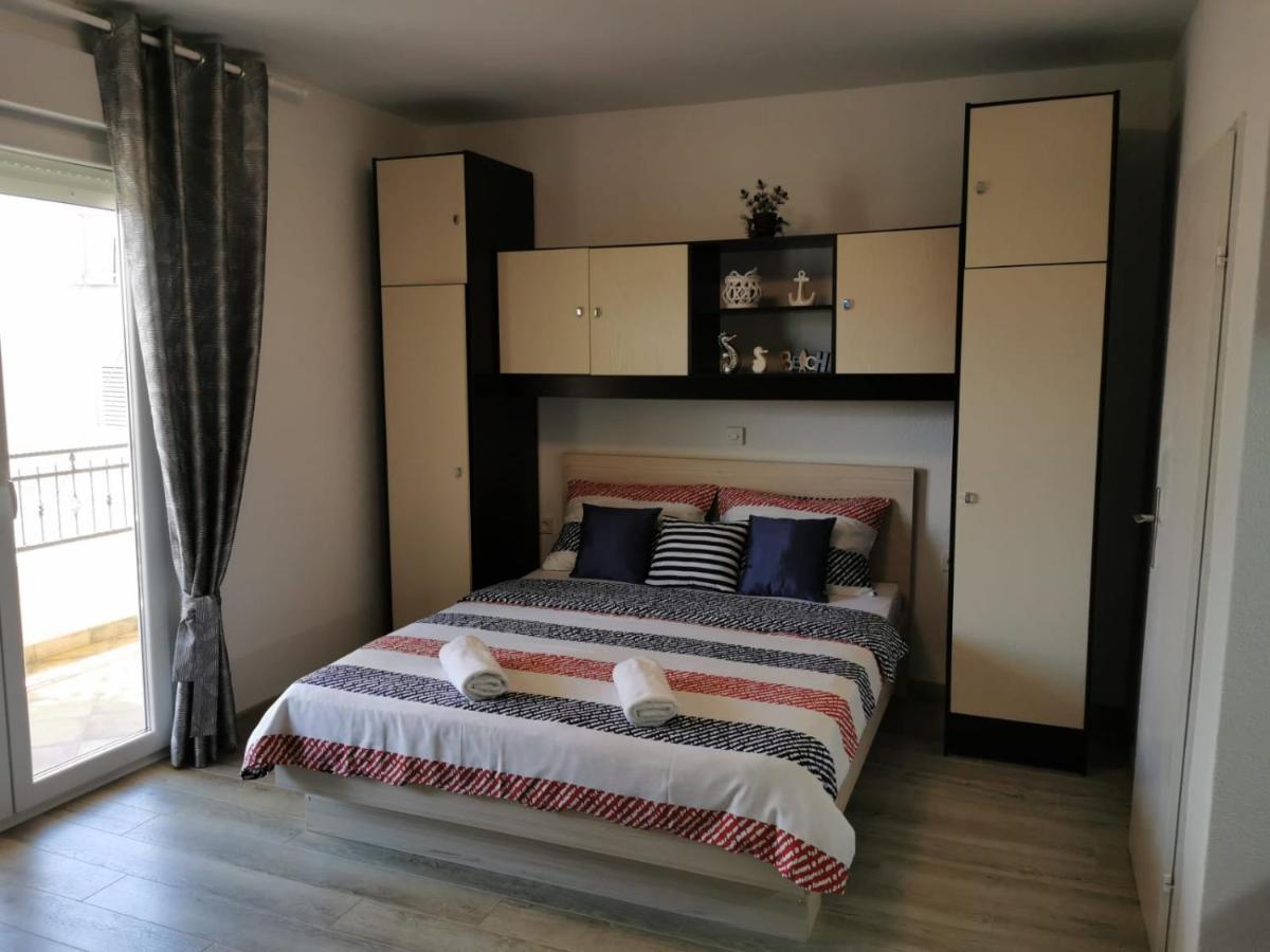 Apartments Deak Makarska Zewnętrze zdjęcie