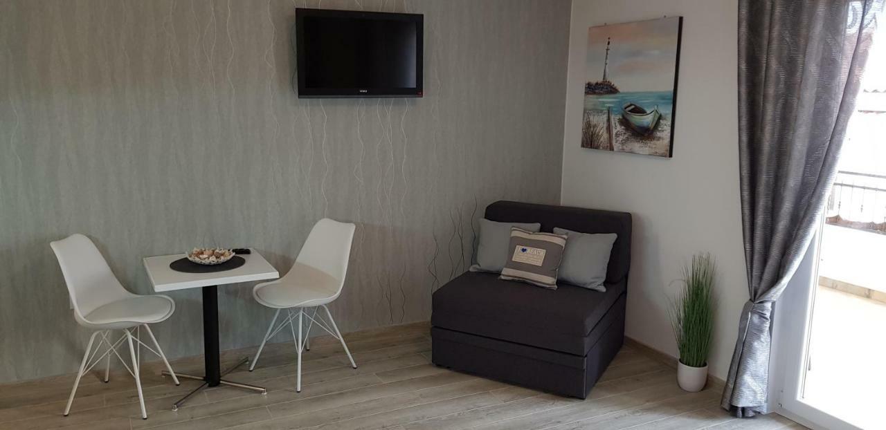 Apartments Deak Makarska Zewnętrze zdjęcie