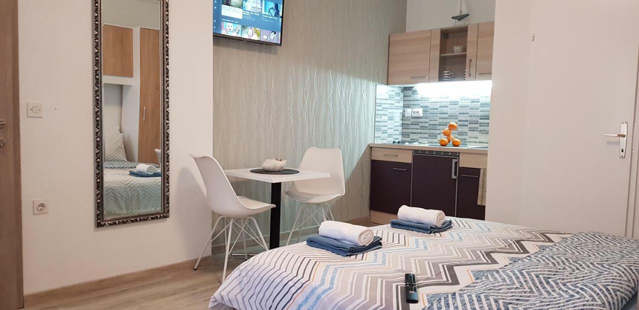 Apartments Deak Makarska Zewnętrze zdjęcie