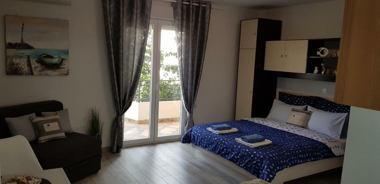 Apartments Deak Makarska Zewnętrze zdjęcie